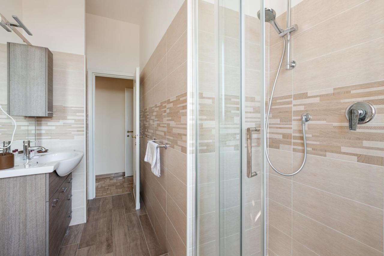 Milano - Roomy Apartment 300 M From M3 Affori Fn! Buitenkant foto