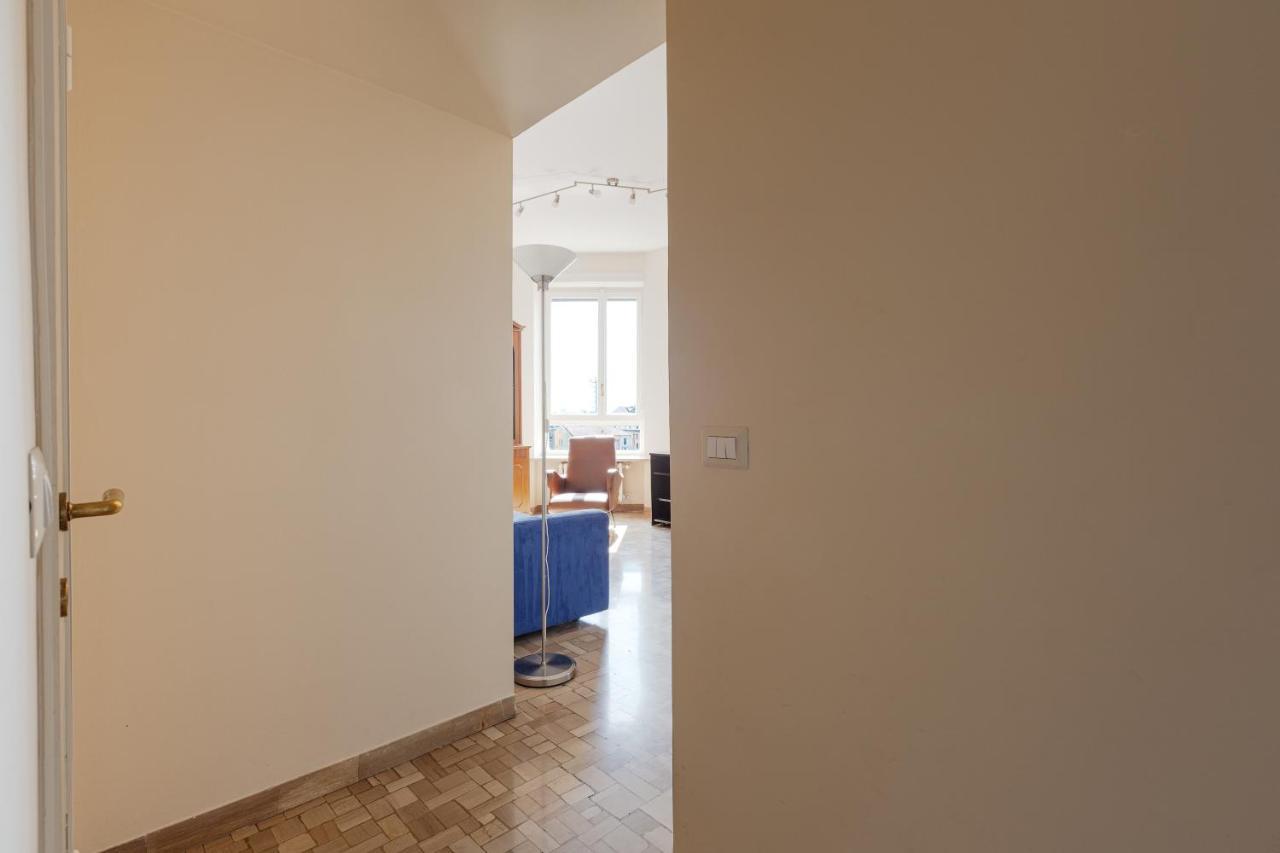 Milano - Roomy Apartment 300 M From M3 Affori Fn! Buitenkant foto