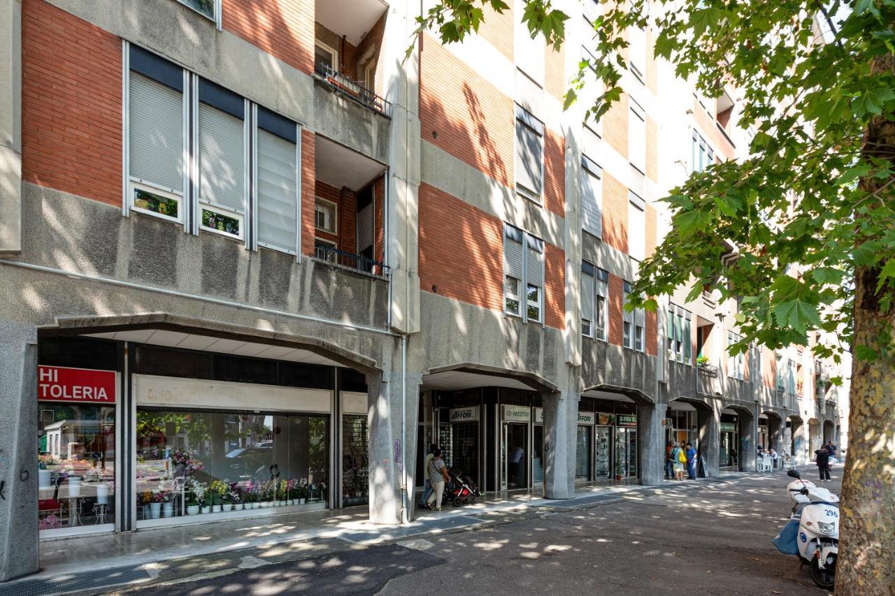 Milano - Roomy Apartment 300 M From M3 Affori Fn! Buitenkant foto